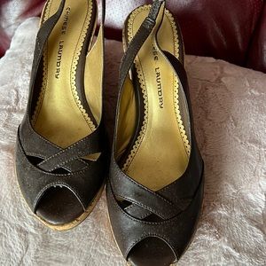 Chinese Laundry wedges size 8 1/2